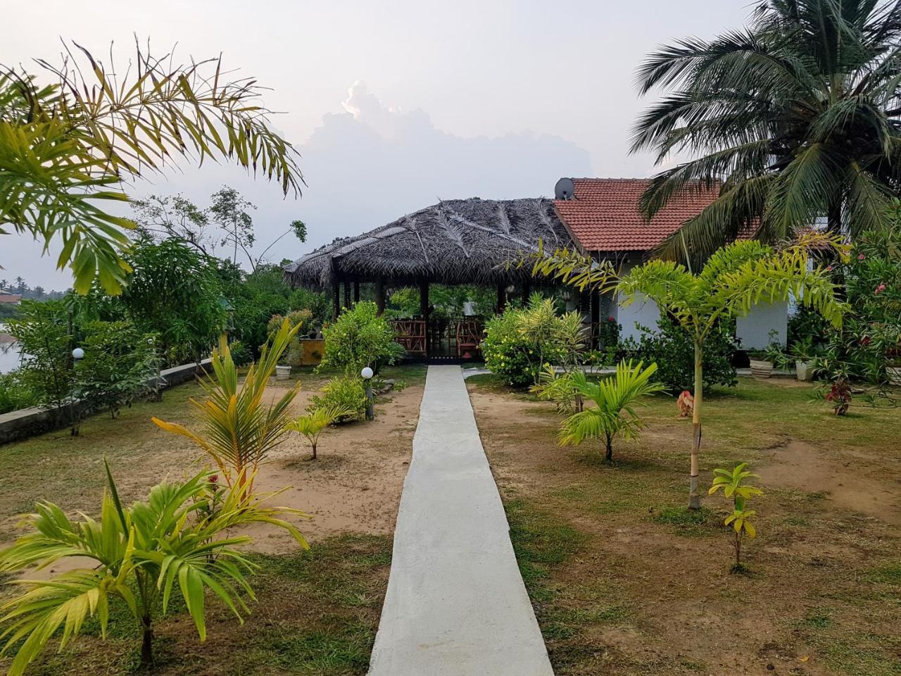 Pearl Cave Cabanas & Resturant Tangalle Exteriér fotografie