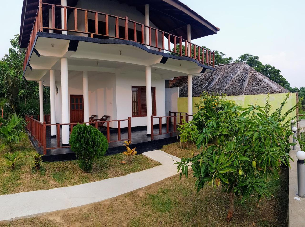 Pearl Cave Cabanas & Resturant Tangalle Exteriér fotografie